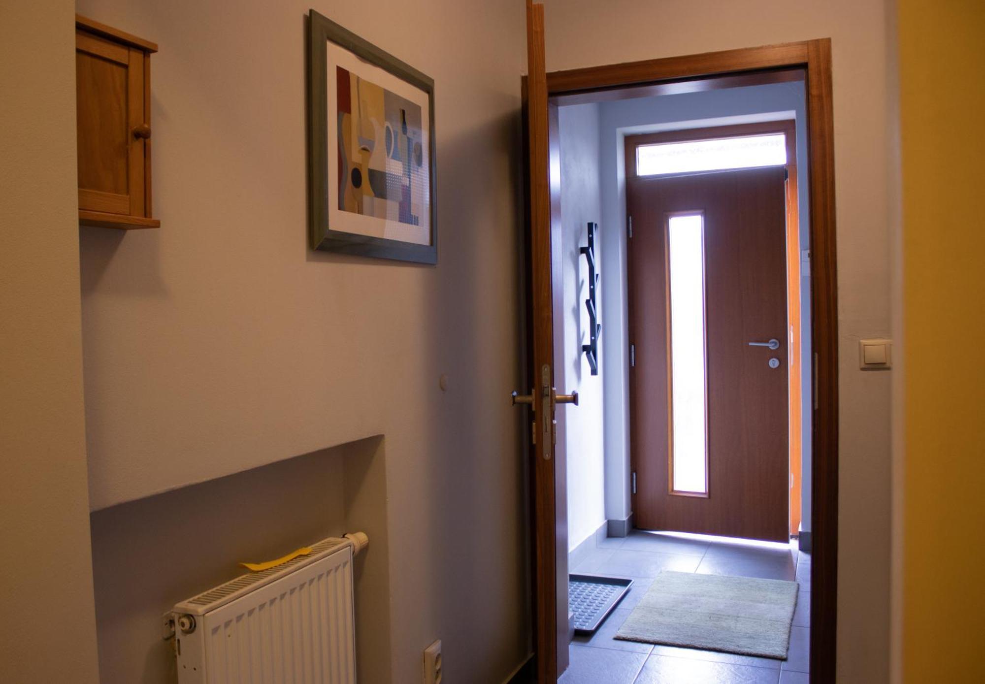 Apartman U Lesa Nové Jirny Εξωτερικό φωτογραφία